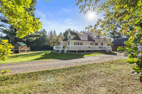 Photo of 10145 Washington Avenue, Marshfield, WI 54494 (MLS # 22505008)