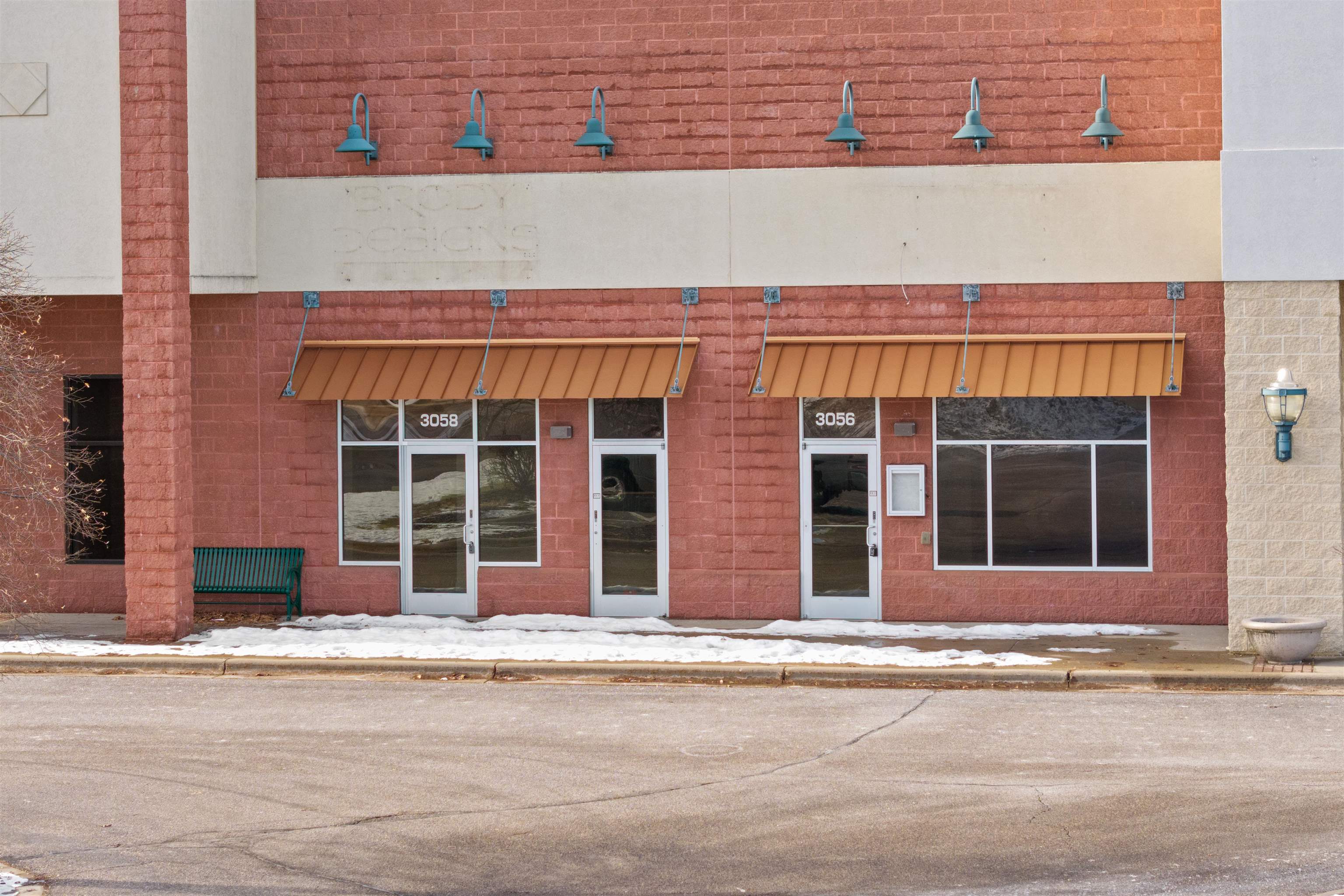 Photo 1 of 30 — 3058 VILLAGE PARK DRIVE, Plover, WI 54467