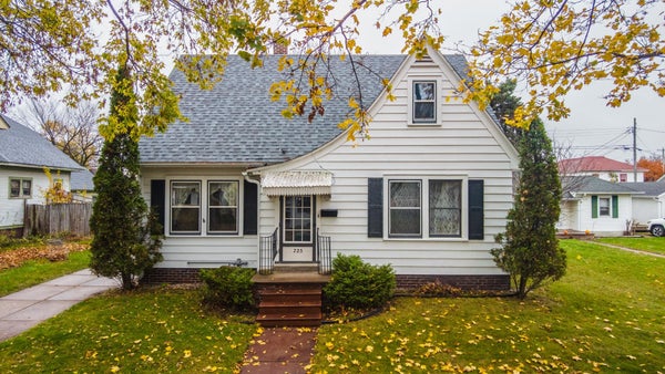 725 S 4TH AVE, WAUSAU, WI 54401 - Image a61b92c78ce91b5af50ee9d2e5dcece7/3702293971