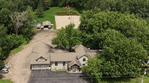 Photo of 9850 County Road Y, Marshfield, WI 54449 (MLS # 22502922)