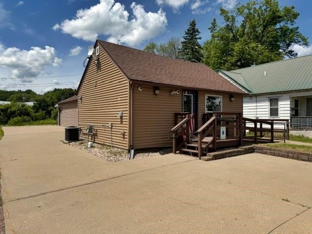 Photo 1 of 7 — 910 S CENTRAL AVENUE, Marshfield, WI 54449