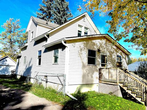 Photo of 108 Hinman Avenue, Marshfield, WI 54449 (MLS # 22505069)