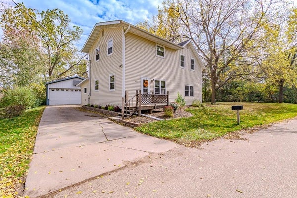 206 S MISSION ST, WITTENBERG, WI 54499 - Image bb18e04e13236f00b1b7979ec3e59ebf/2182709522