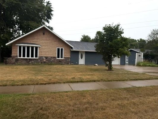 509 SHERMAN AVE, STEVENS POINT, WI 54481 - Image bcfaecfbc2cd34d92a4c71e751253015/2163361129