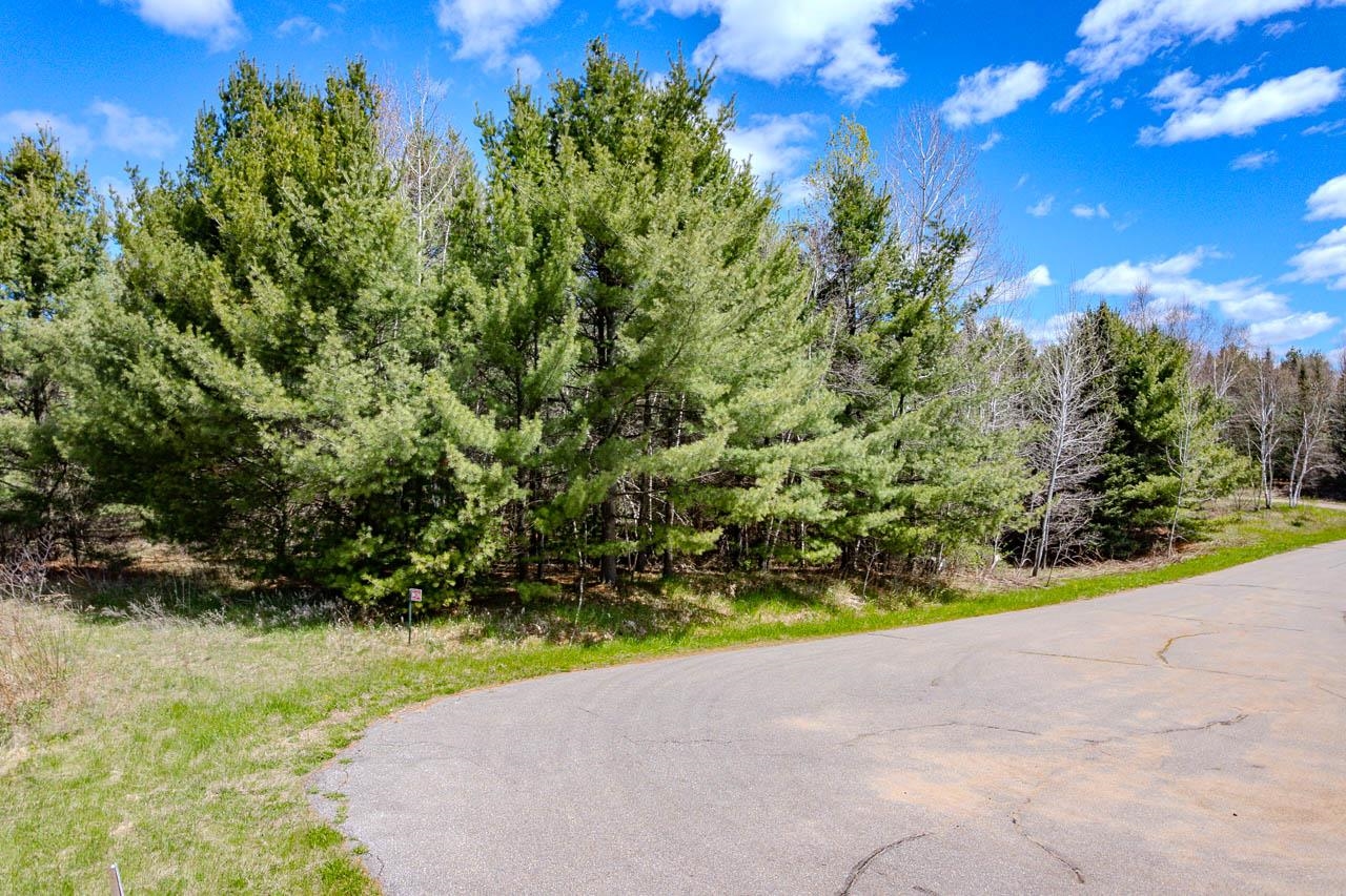 Photo 1 of 19 — W4396 RUSSELL COURT, Merrill, WI 54452