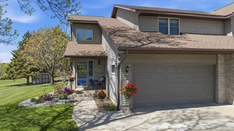 Photo of 1508 N Adams Avenue, Marshfield, WI 54449 (MLS # 22602129)