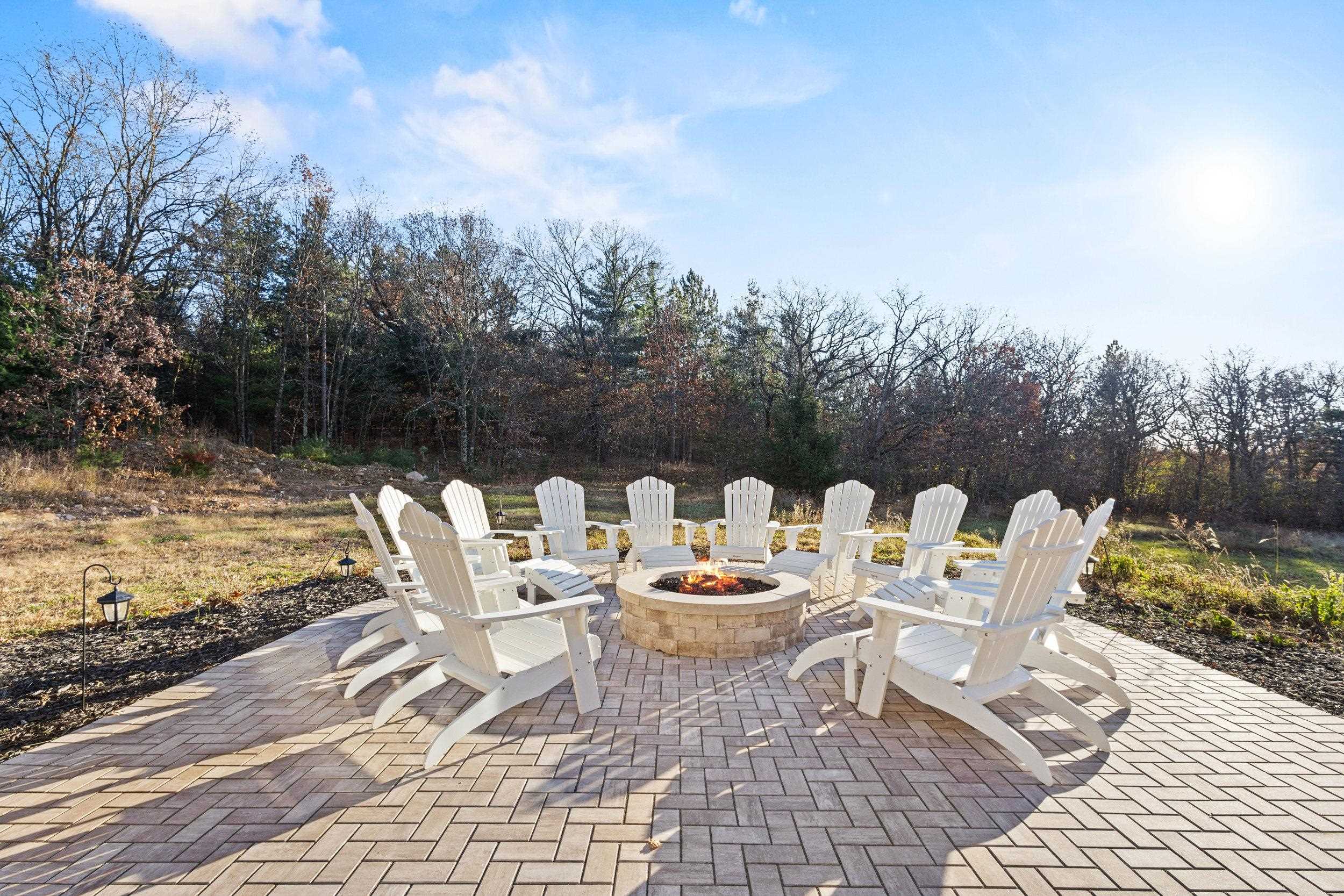 Plainfield, Wisconsin, 54966, United States, 6 Bedrooms Bedrooms, ,5 BathroomsBathrooms,Residential,Active,2022694