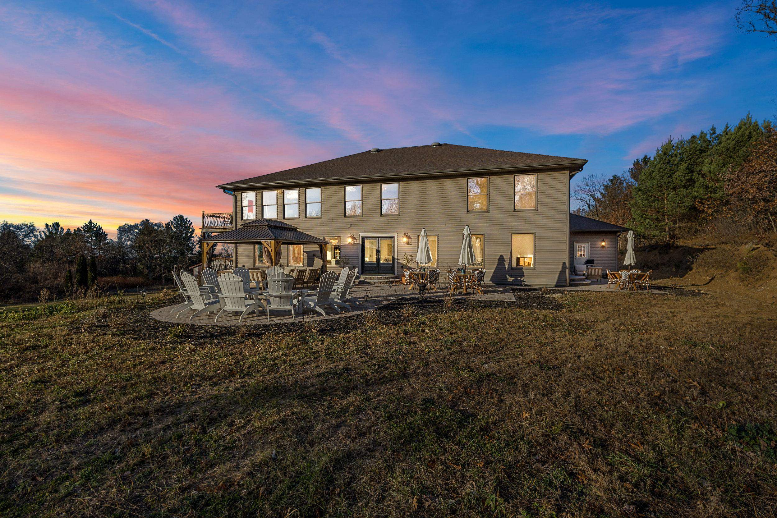 Plainfield, Wisconsin, 54966, United States, 6 Bedrooms Bedrooms, ,5 BathroomsBathrooms,Residential,Active,2022694