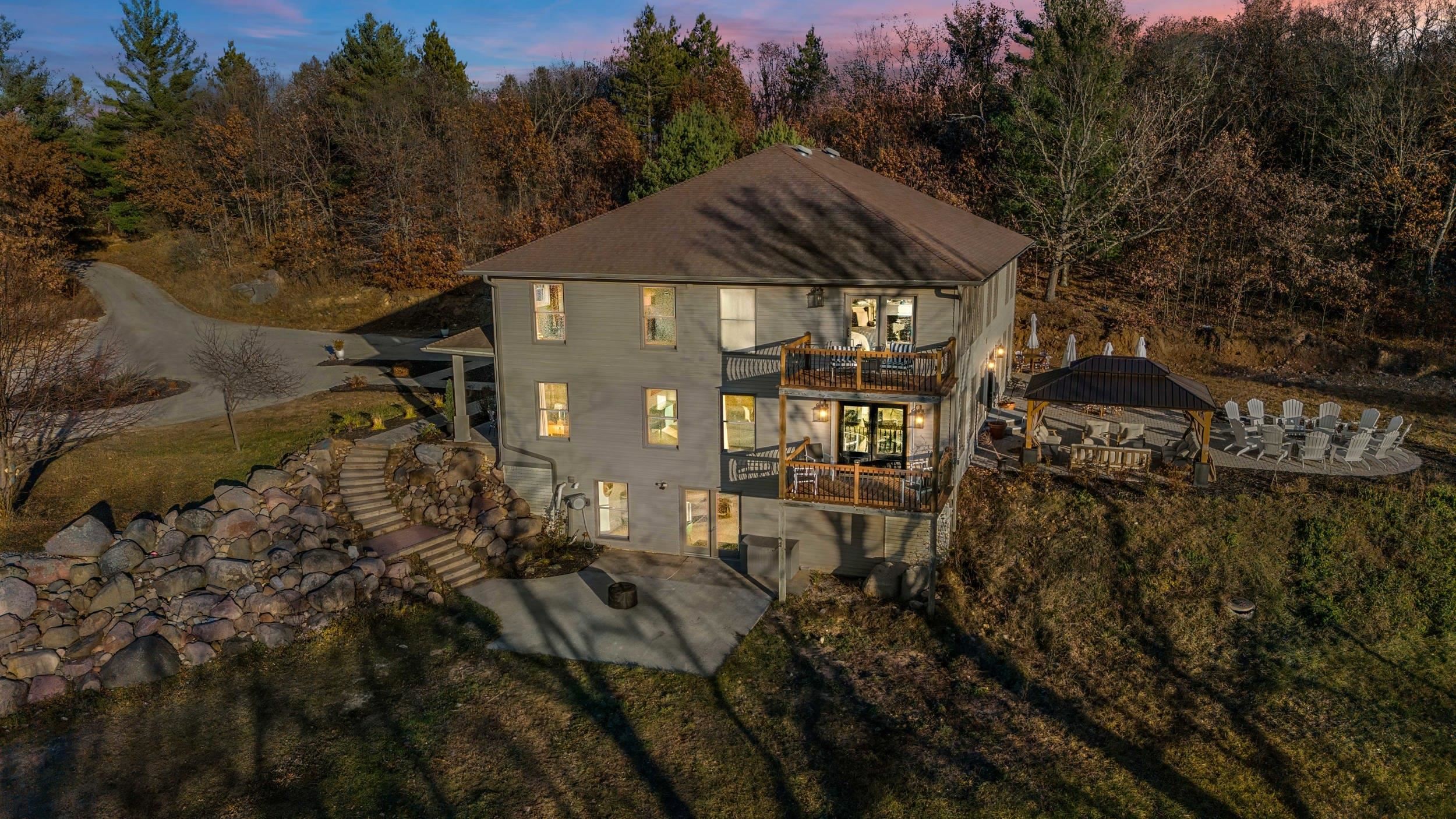 Plainfield, Wisconsin, 54966, United States, 6 Bedrooms Bedrooms, ,5 BathroomsBathrooms,Residential,Active,2022694