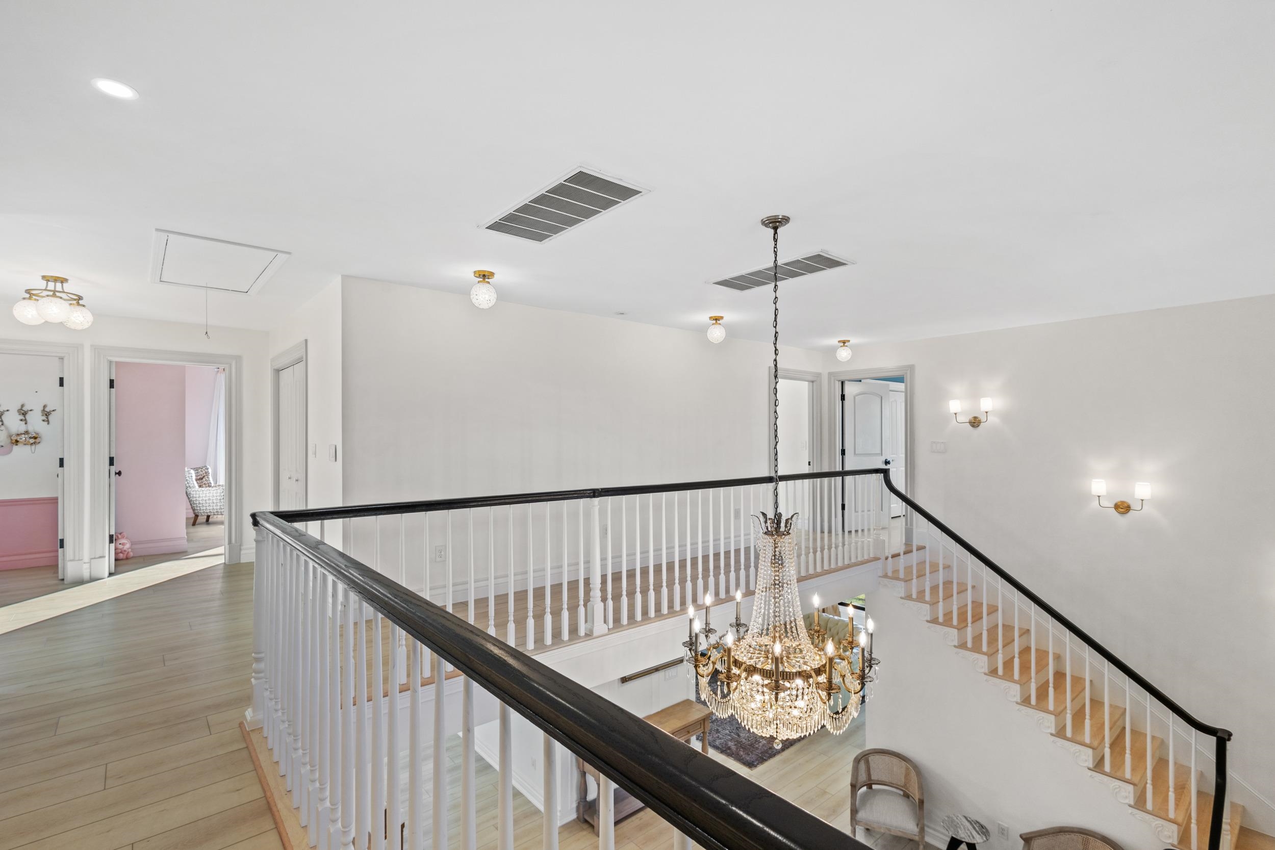 Plainfield, Wisconsin, 54966, United States, 6 Bedrooms Bedrooms, ,5 BathroomsBathrooms,Residential,Active,2022694