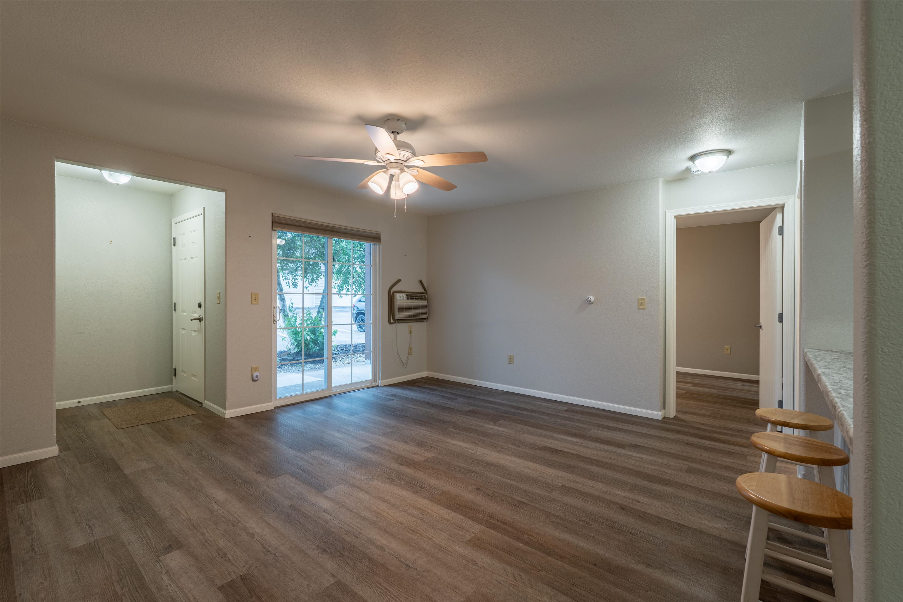 7410 WHITESPIRE ROAD - Photo 2