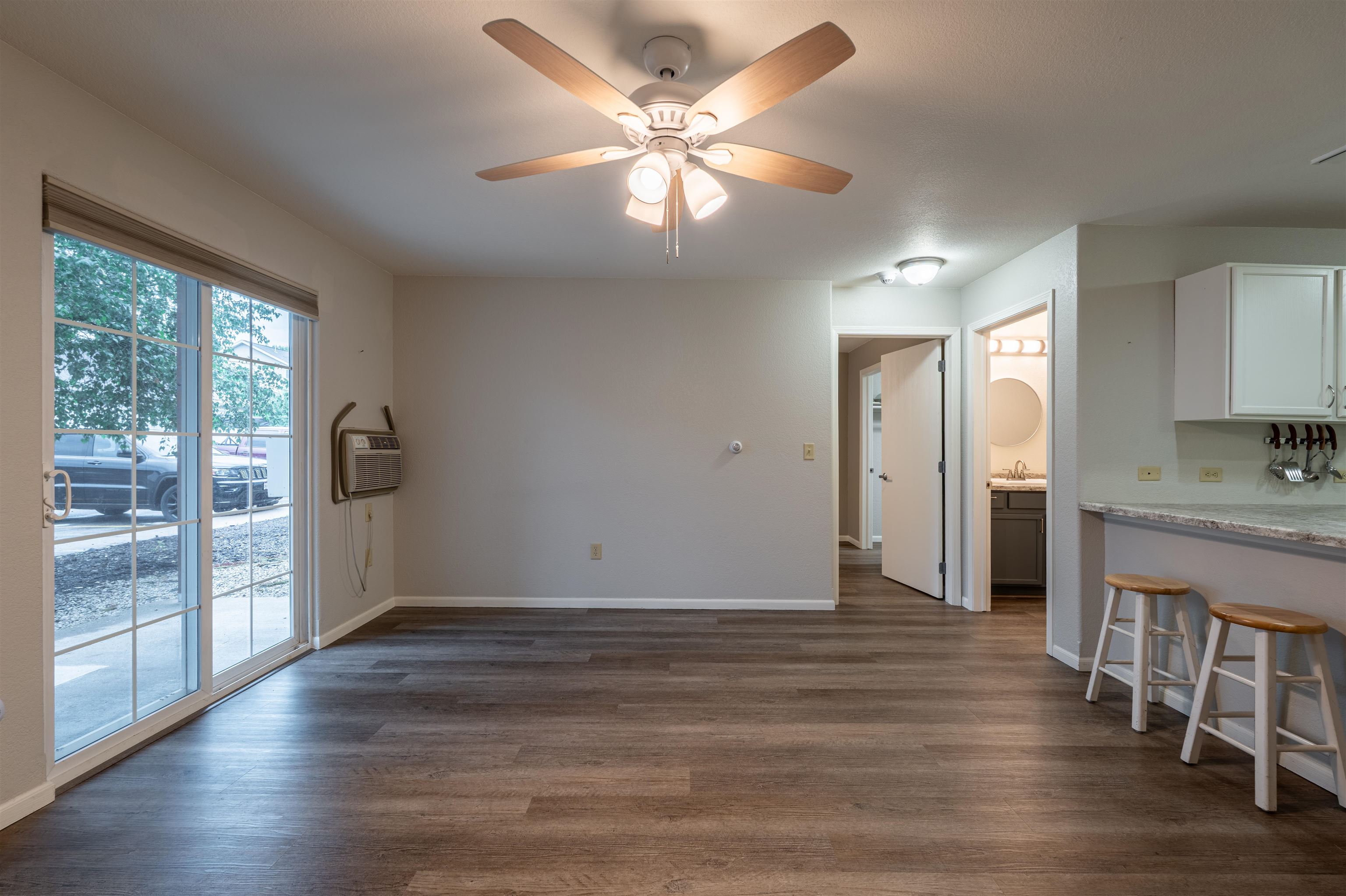 7410 WHITESPIRE ROAD - Photo 3