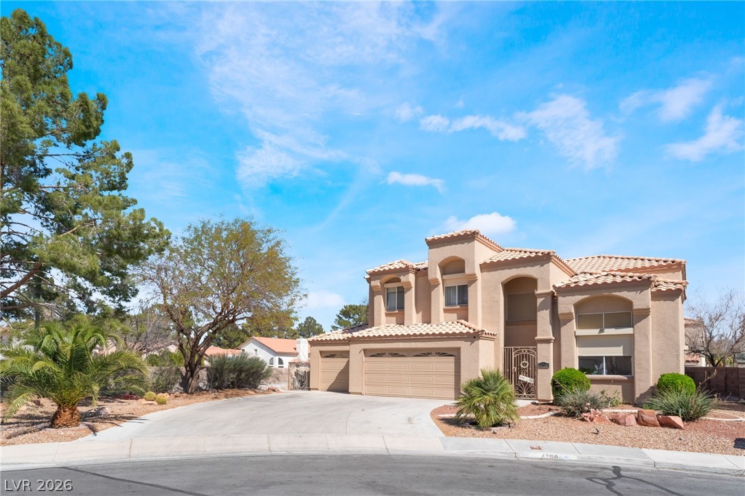 4708 Royal Sunset Court