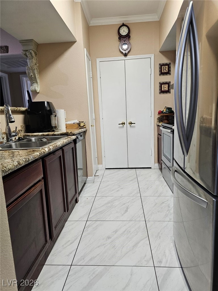 45 Maleena Mesa Street 112