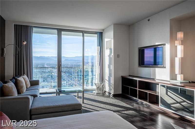 4381 W Flamingo Road 3303