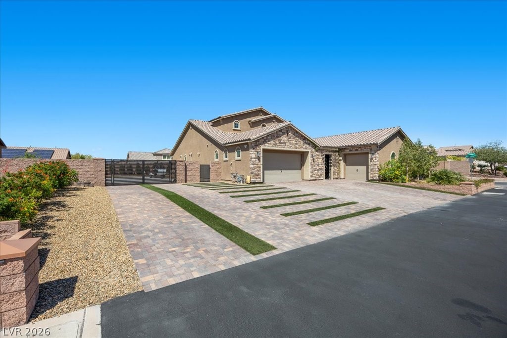 2803 Candelaria Drive