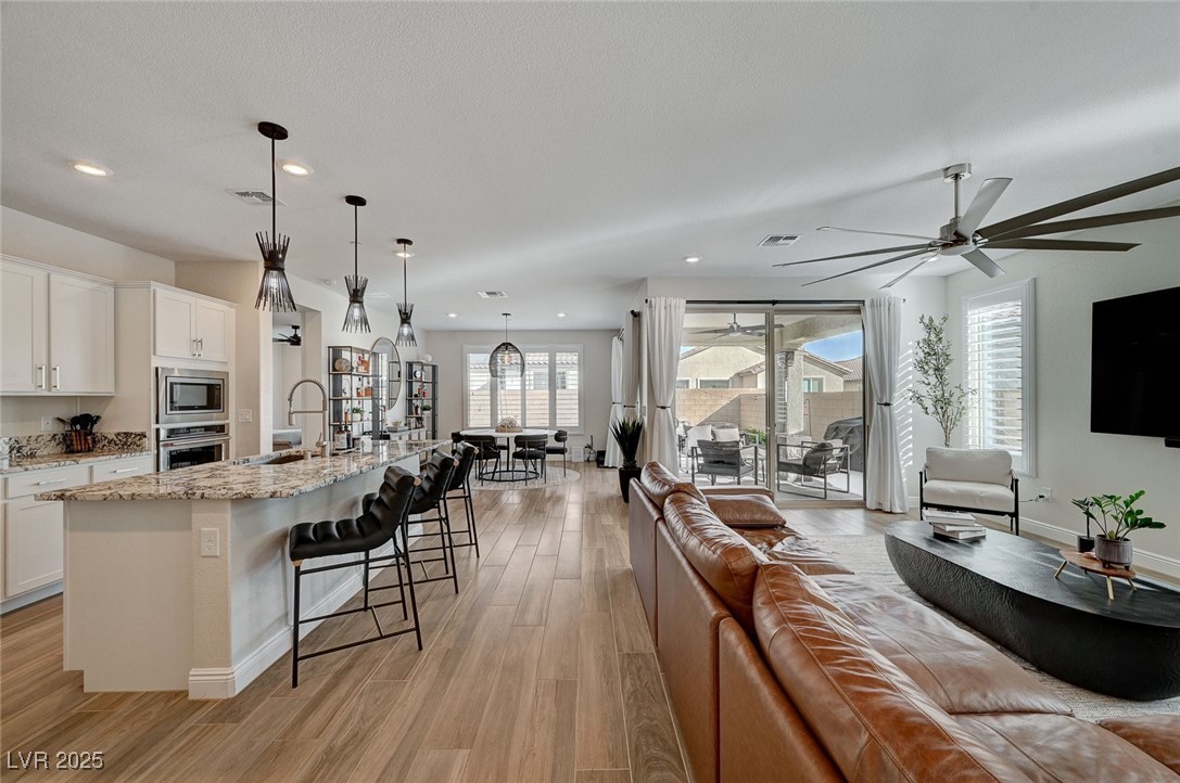 6544 Sandero Springs Street, Las Vegas, Nevada image 7