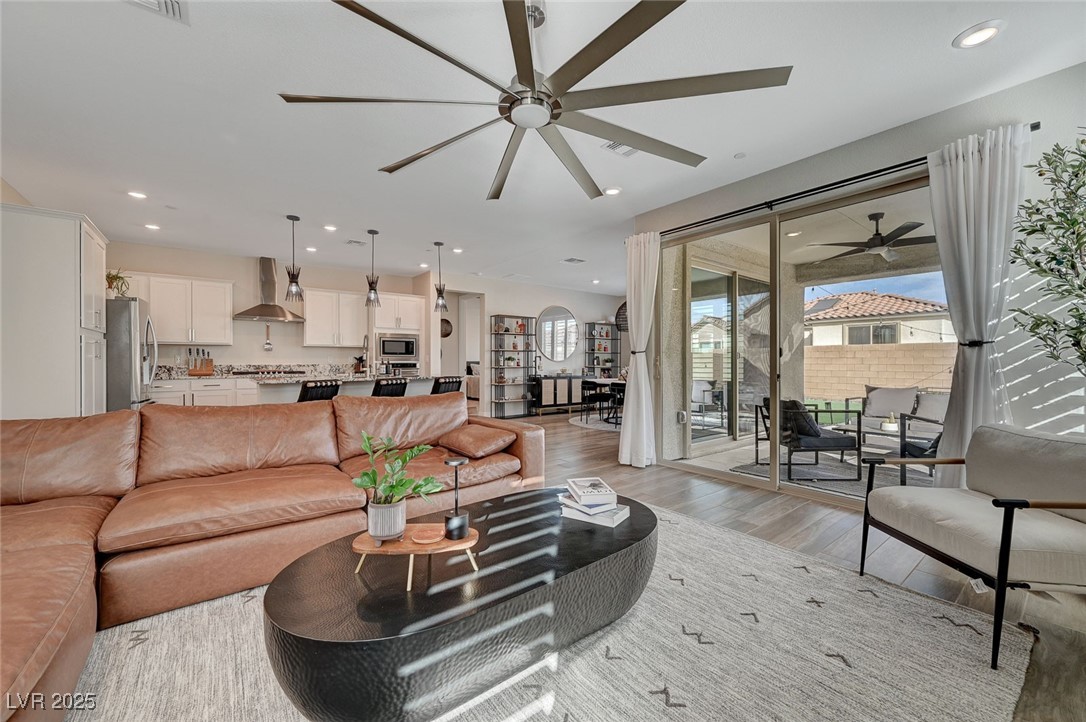 6544 Sandero Springs Street, Las Vegas, Nevada image 11