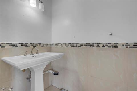 Tiny photo for 3200 W Oakey Boulevard, Las Vegas, NV 89102 (MLS # 2776294)