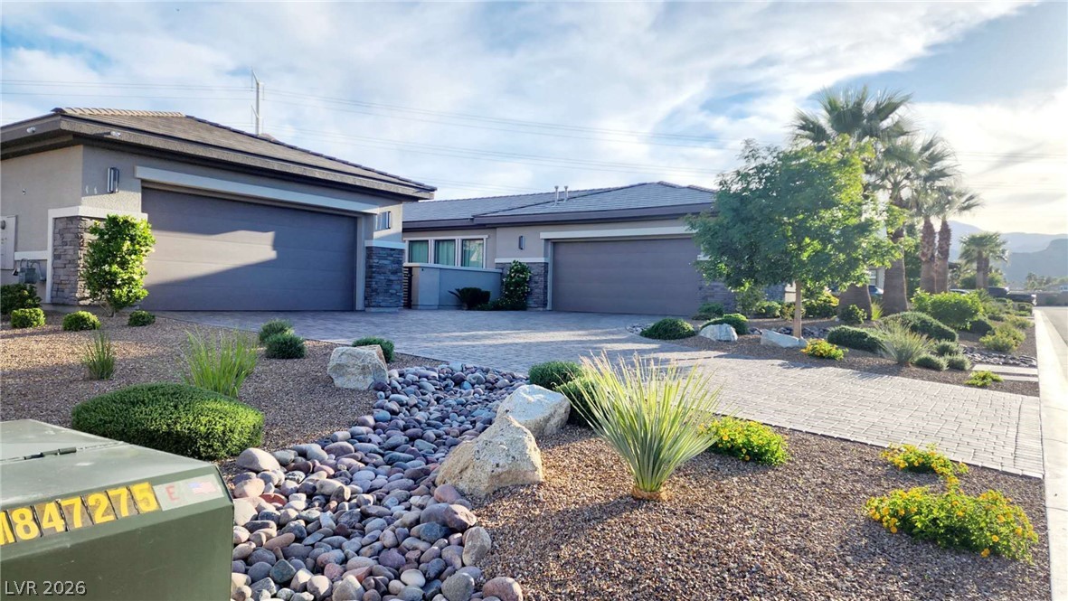 8477 Wolf Mountain Court