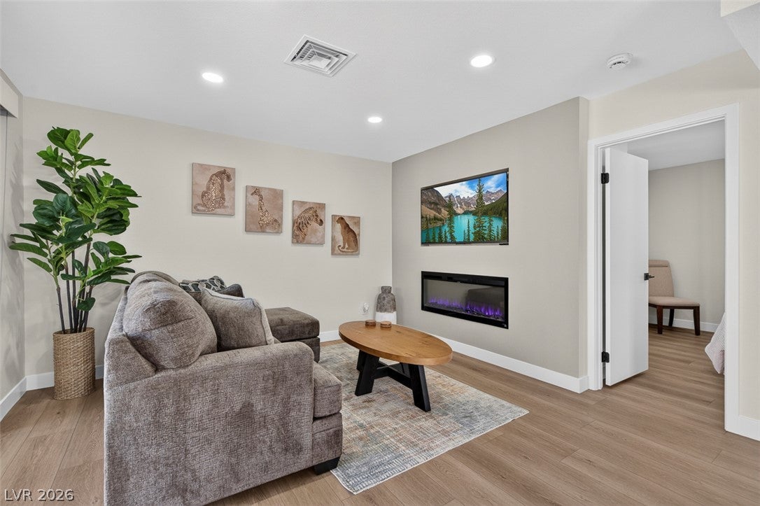 4854 Nara Vista Way 201
