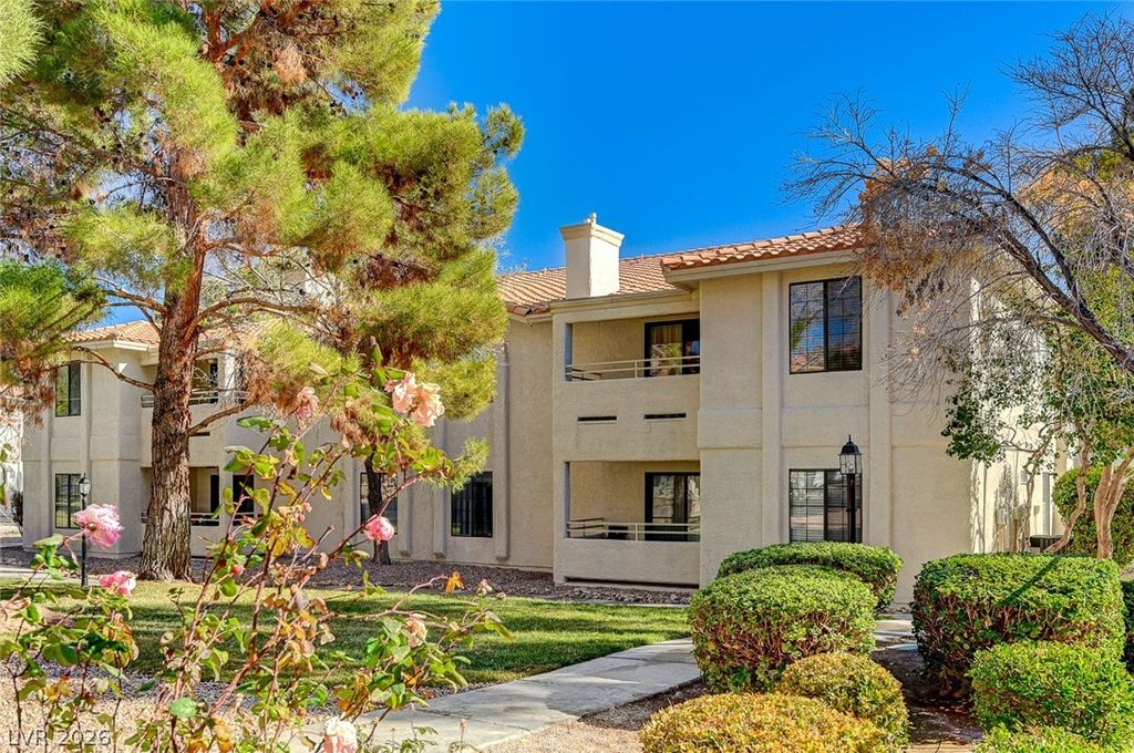 Photo of 2633 S Durango Drive #201, Las Vegas, NV 89117 (MLS # 2775319)