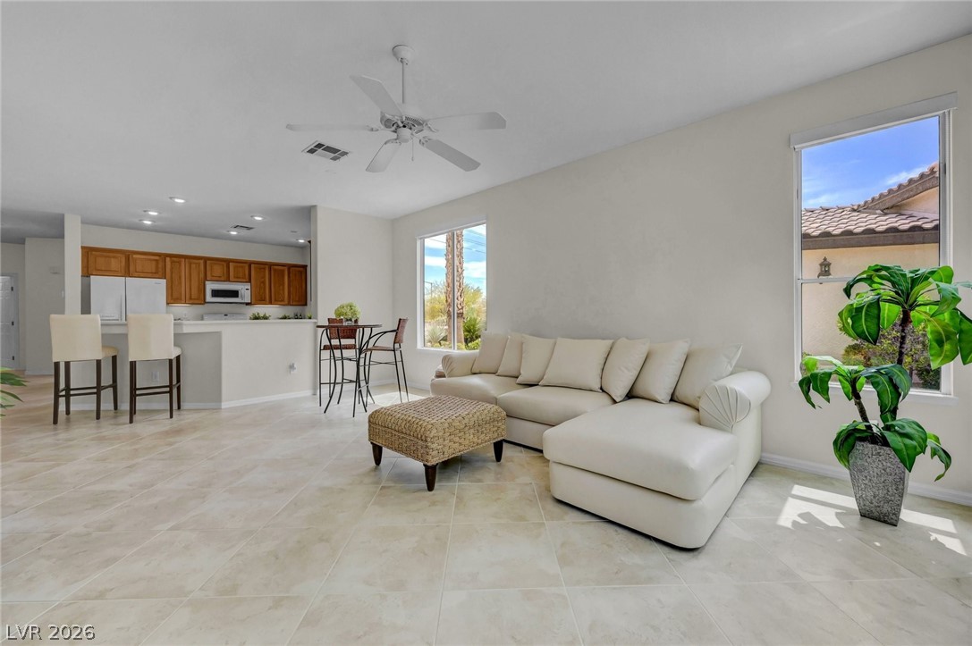 5463 Progresso Street