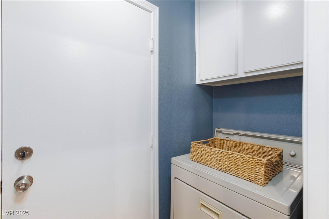 North Las Vegas, Nevada 89031, United States, 3 Bedrooms Bedrooms, ,2 BathroomsBathrooms,Residential,Pending,91243