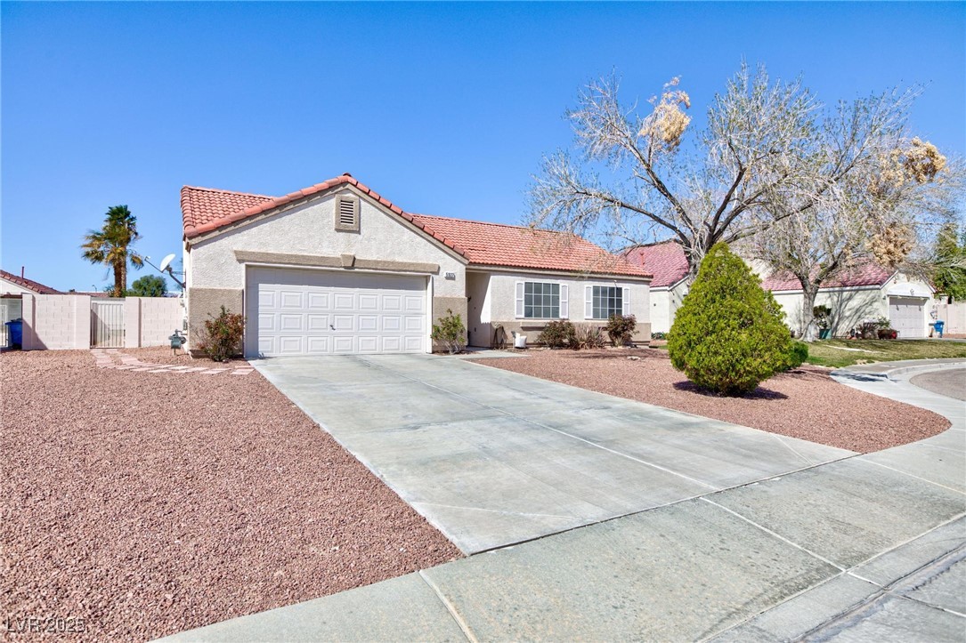 North Las Vegas, Nevada 89031, United States, 3 Bedrooms Bedrooms, ,2 BathroomsBathrooms,Residential,Pending,91243
