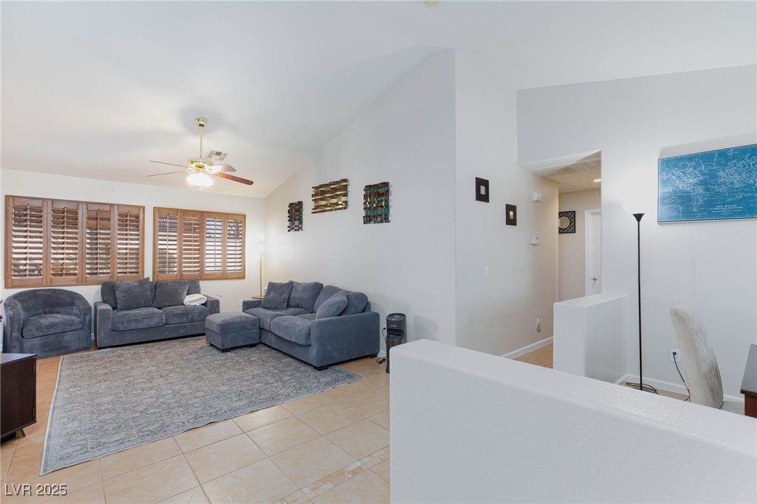 North Las Vegas, Nevada 89031, United States, 3 Bedrooms Bedrooms, ,2 BathroomsBathrooms,Residential,Pending,91243