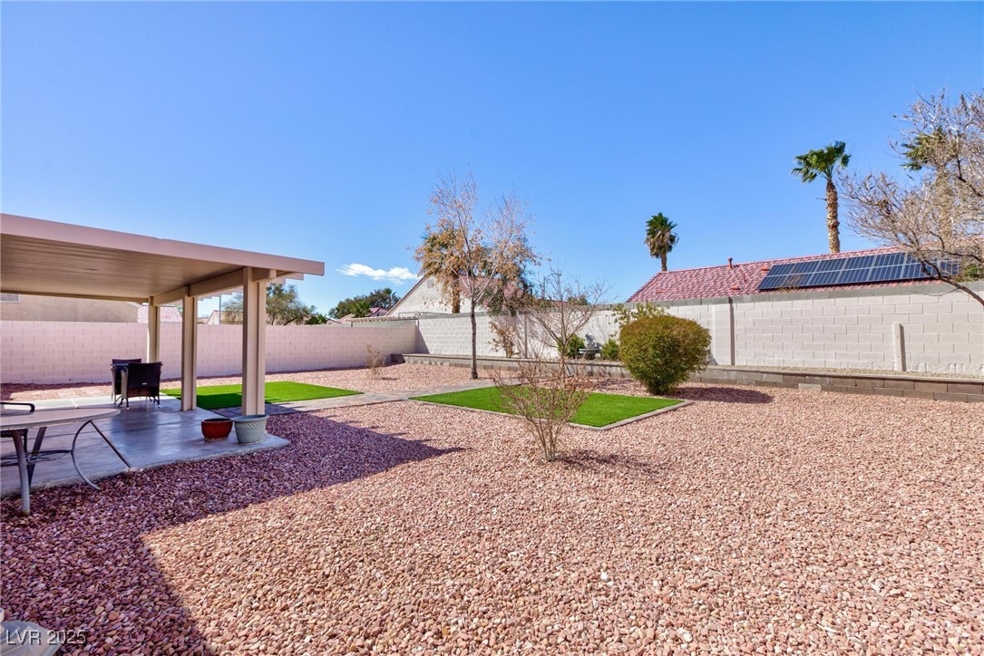 North Las Vegas, Nevada 89031, United States, 3 Bedrooms Bedrooms, ,2 BathroomsBathrooms,Residential,Pending,91243