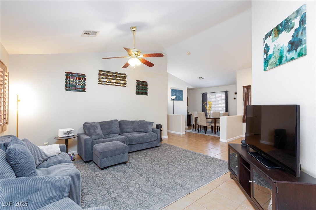 North Las Vegas, Nevada 89031, United States, 3 Bedrooms Bedrooms, ,2 BathroomsBathrooms,Residential,Pending,91243