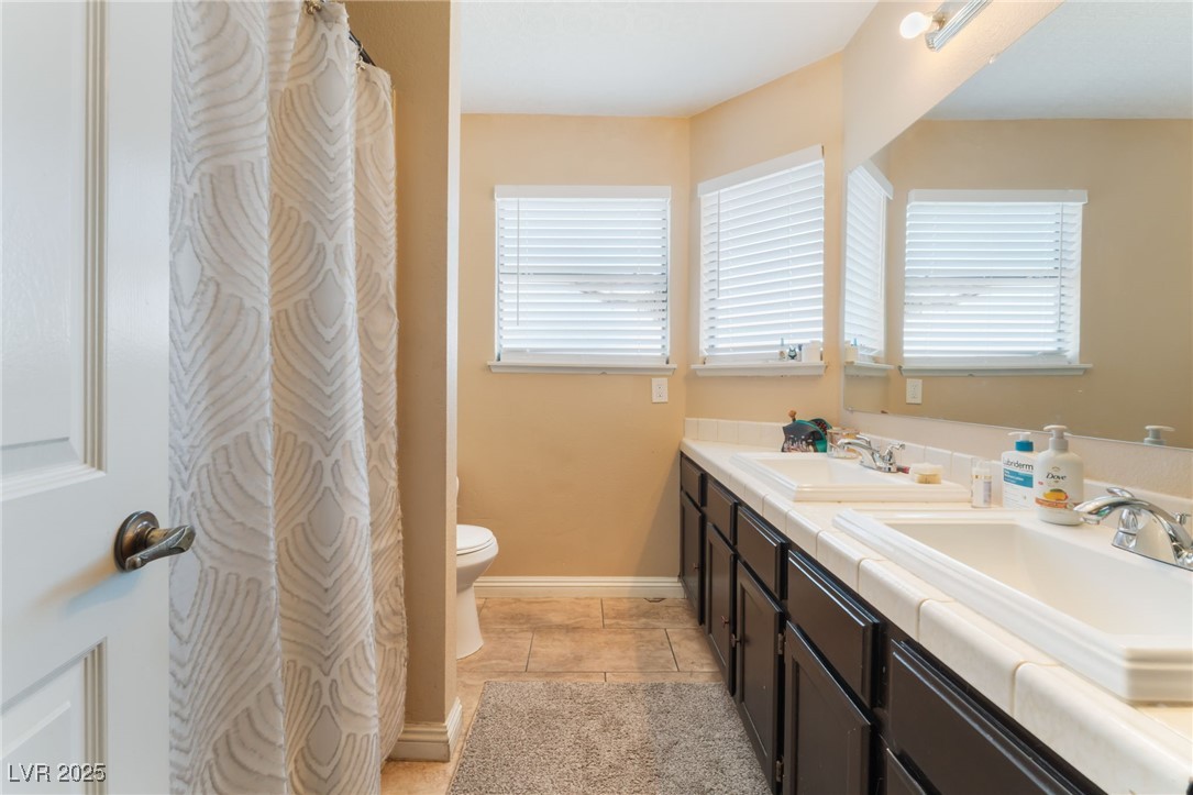 Las Vegas, Nevada 89108, United States, 4 Bedrooms Bedrooms, ,3 BathroomsBathrooms,Residential,Active,139585