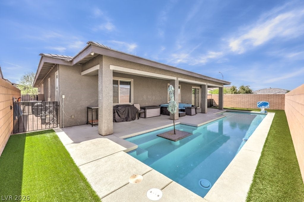 720 CADENCE VIEW Way