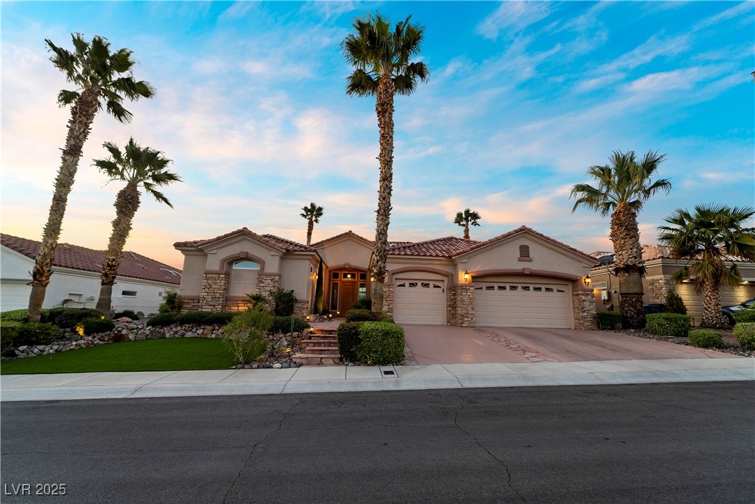 2742 Darby Falls Drive, Las Vegas, Nevada image 18