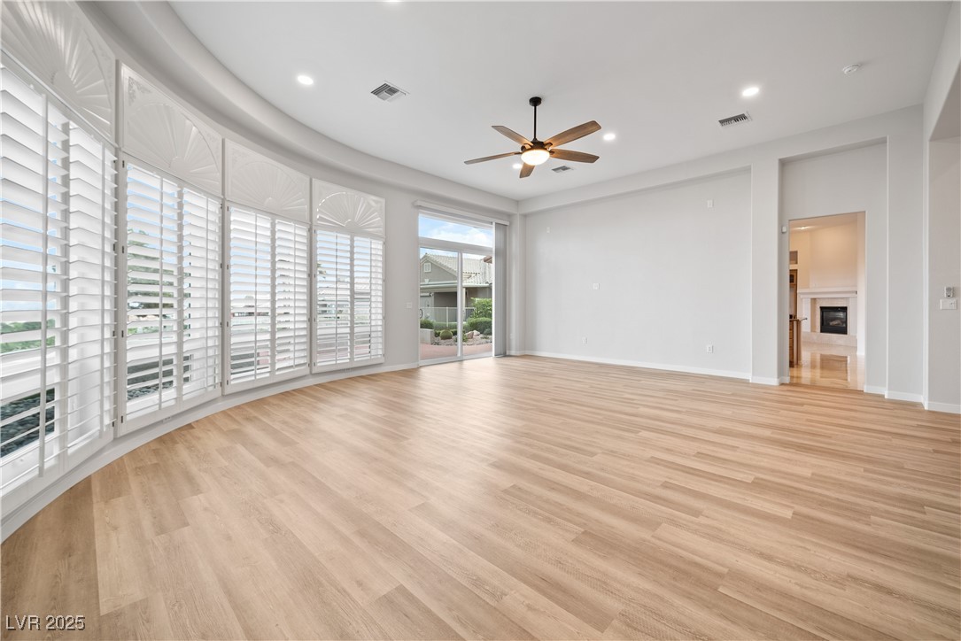 2742 Darby Falls Drive, Las Vegas, Nevada image 24