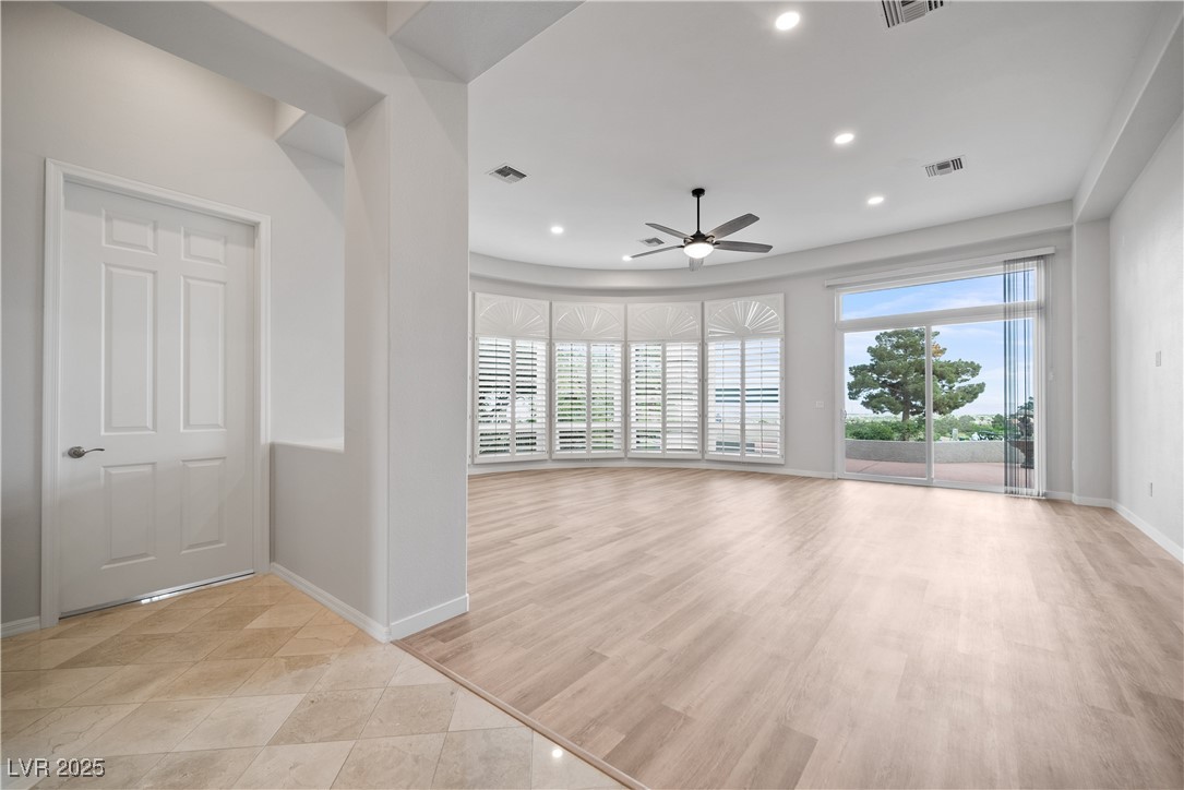 2742 Darby Falls Drive, Las Vegas, Nevada image 26