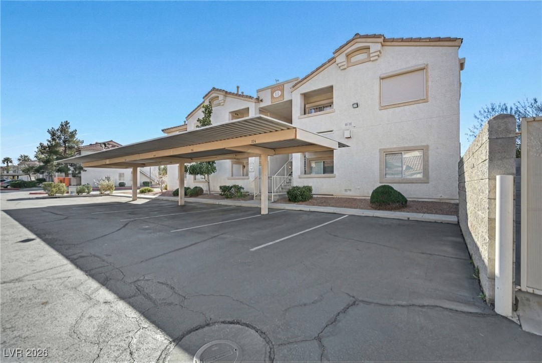 855 N Stephanie Street 1115