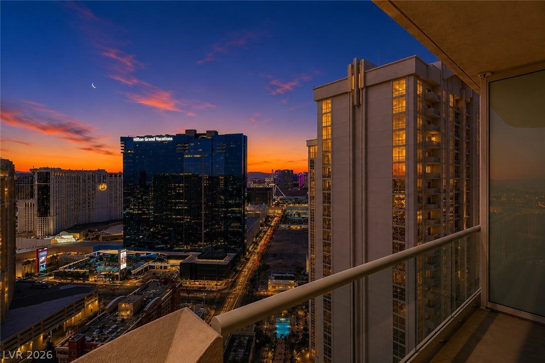 145 E HARMON Avenue 3205