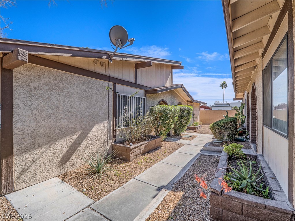 5921 Smoke Ranch Road C