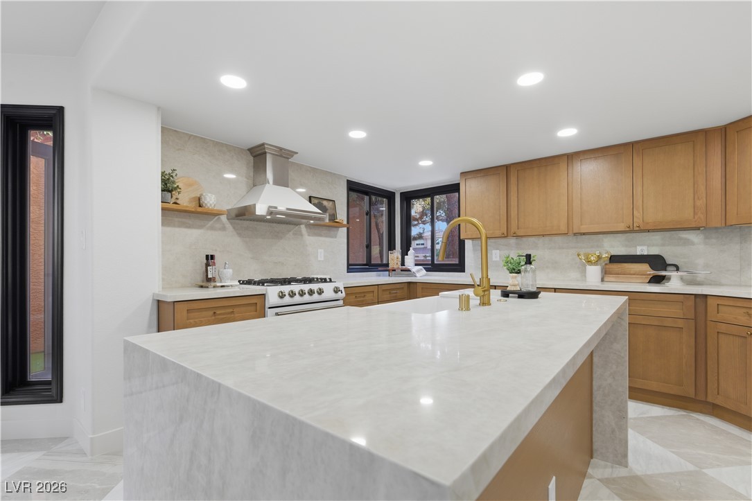 4942 Tierra Del Sol Drive