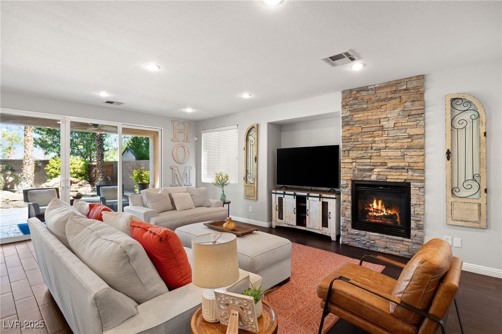 Photo of 2826 Culloden Avenue, Henderson, NV 89044 (MLS # 2734841)