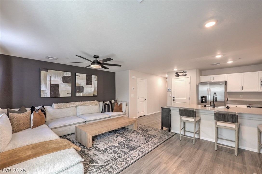 4463 Honey Hills Avenue