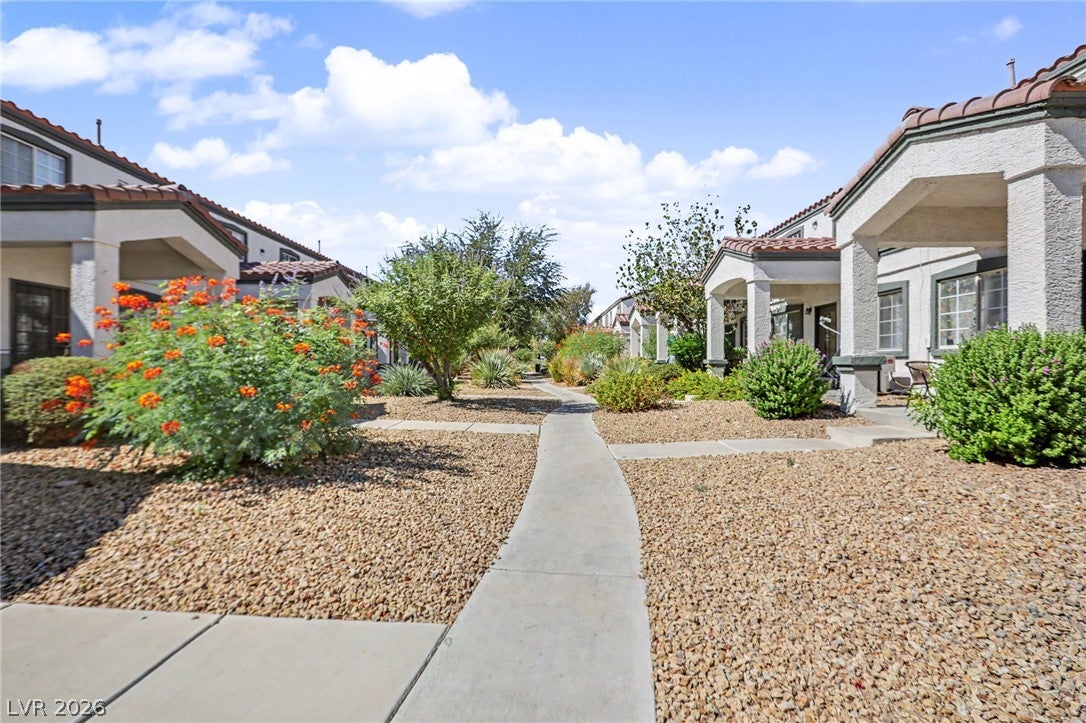 5330 E Charleston Boulevard 45