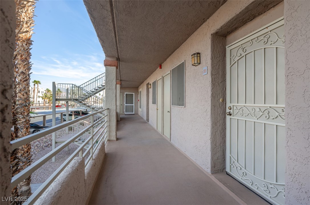 2068 Mesquite Lane #203, Laughlin, Nevada image 7