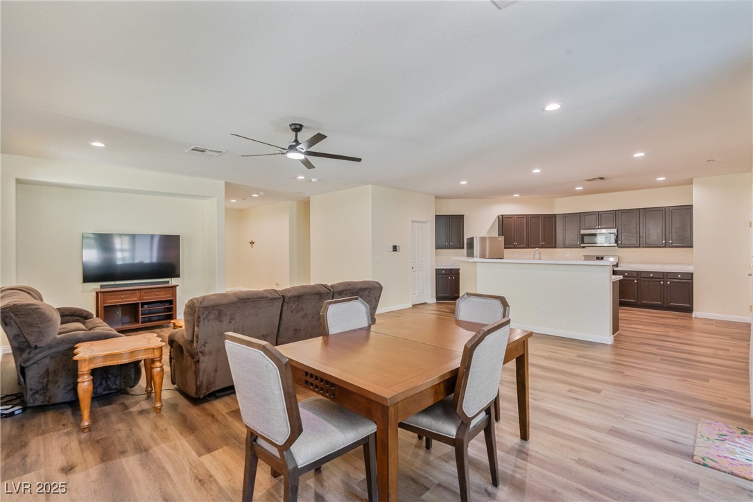 2037 Brush Stroke Street, Henderson, Nevada image 8