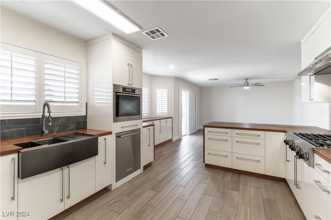 Photo 1 of 59 — 3730 NEWTON FALLS Street, North Las Vegas, NV 89032