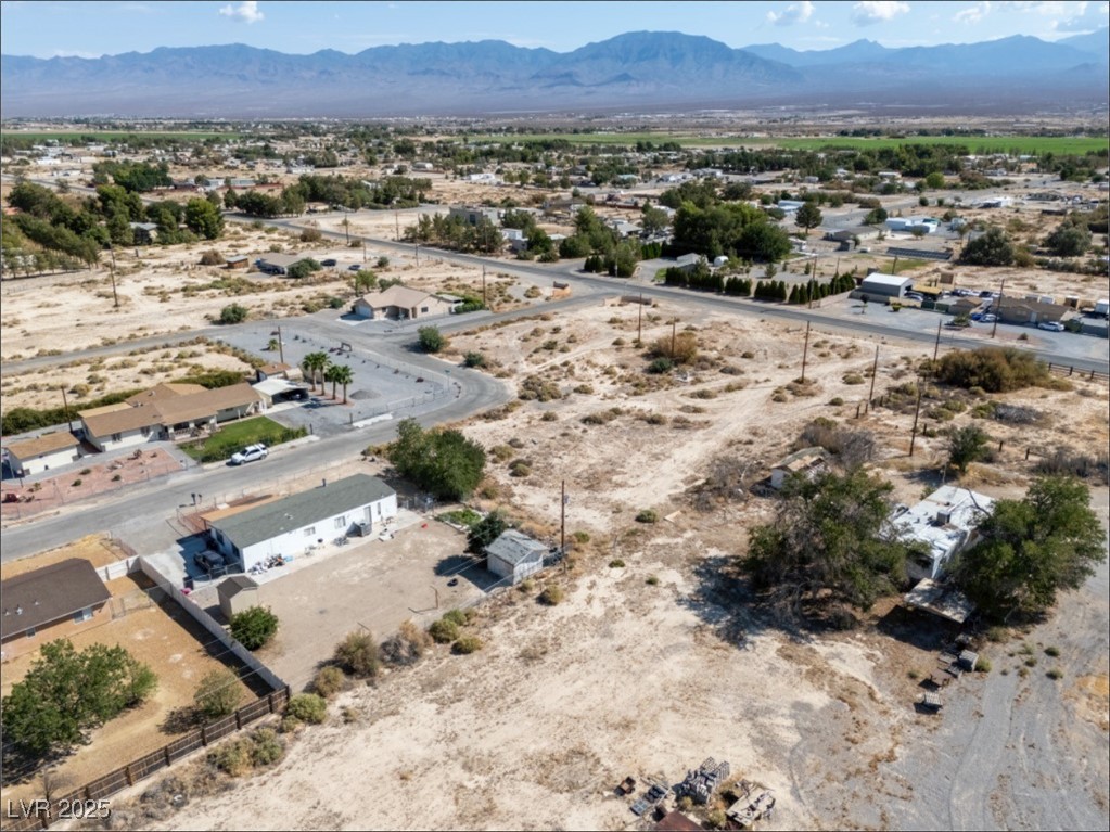 1061 W Sierra Vista