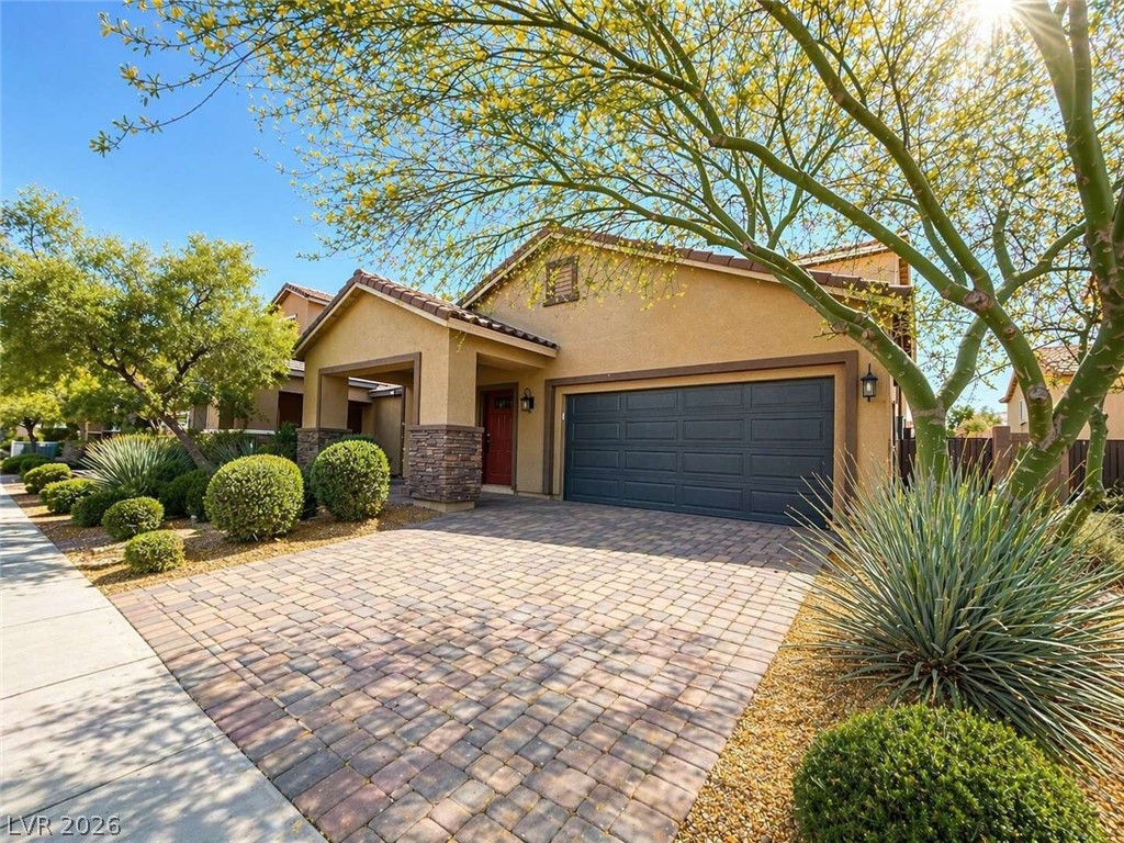8368 Aruba Blue Creek Court