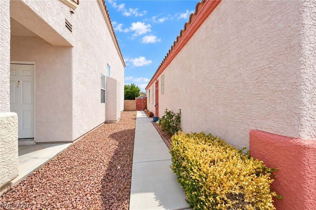 9474 Descending Creek Street